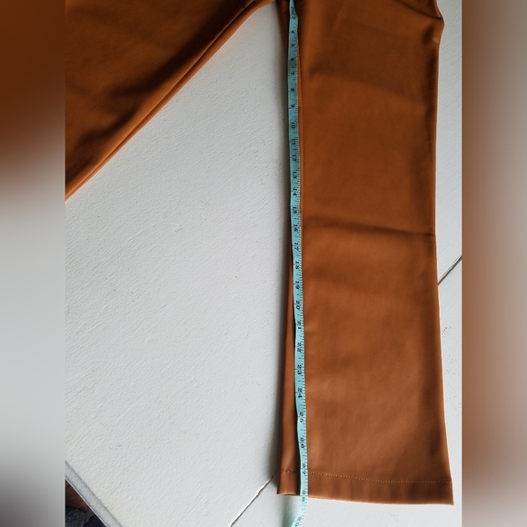 NWT 7 For All Mankind Women's Faux Leather Pants Size Medium Camel - Picture 8 of 16